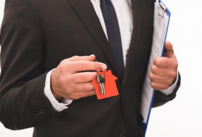 Вознаграждение агента по недвижимости достигает 40%